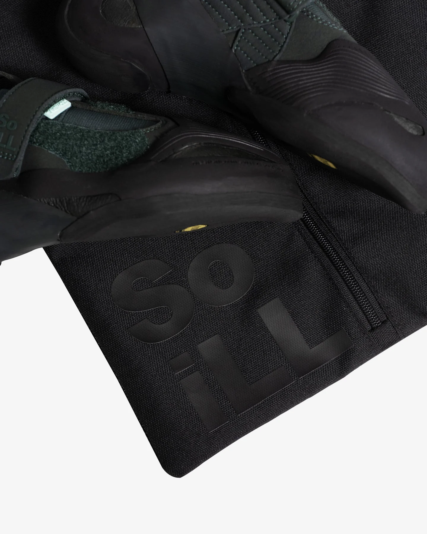 Breathable Climbing Shoe Bag - Image 8